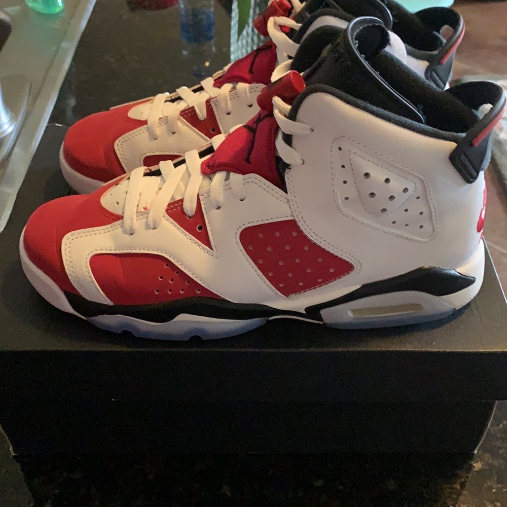AIR JORDAN 6 RETRO "CARMINE - Picture 2 of 2